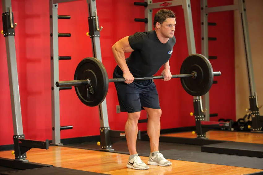 Barbell row: start and finish positions