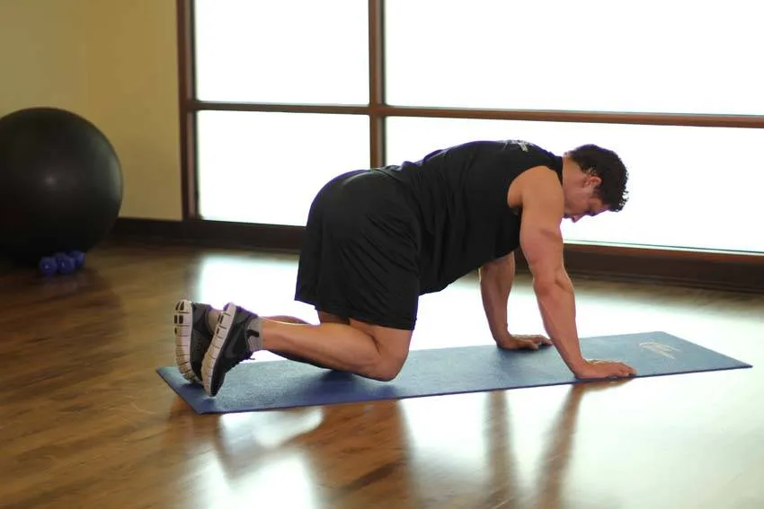 Camel pose: start and finish positions
