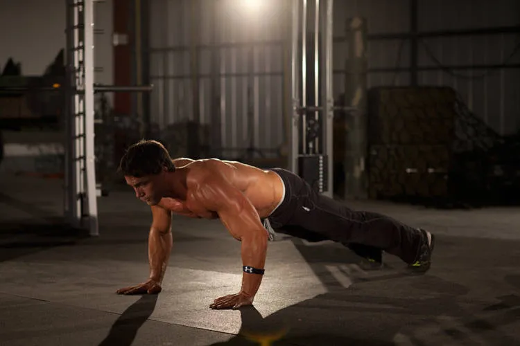 Clock push-up: start and finish positions
