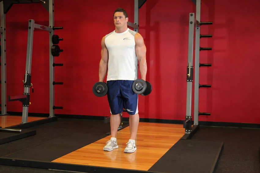 Dumbbell lunge: start and finish positions