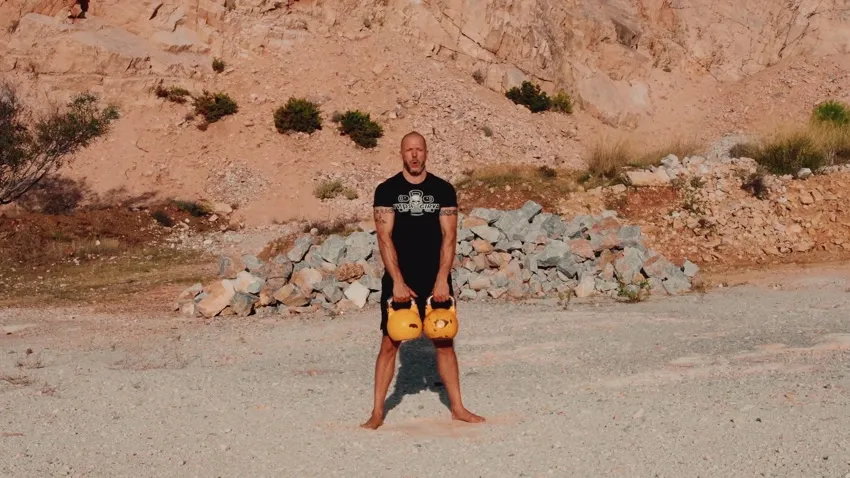 Kettlebell deadlift: start and finish positions