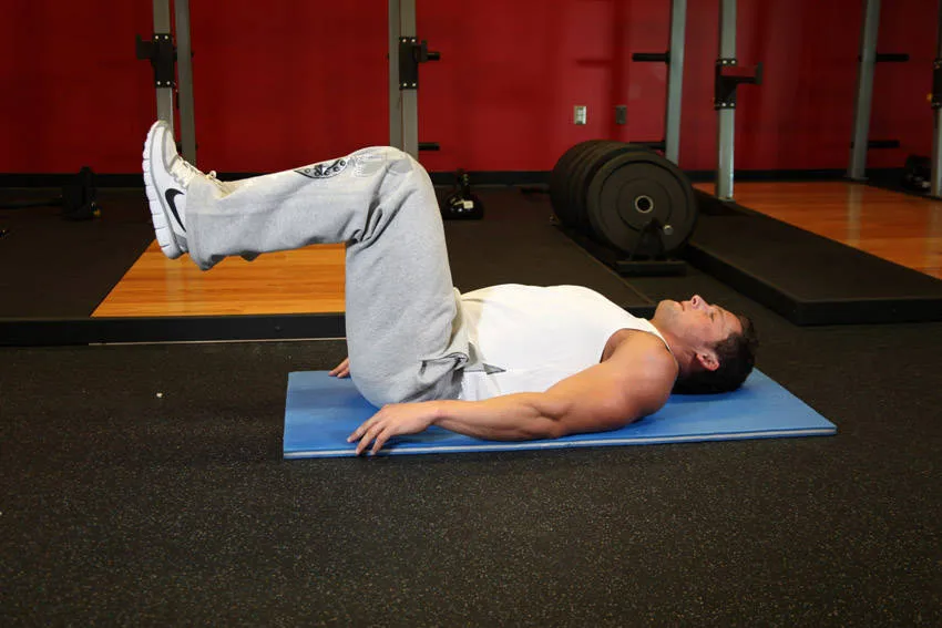 Reverse crunch: start and finish positions