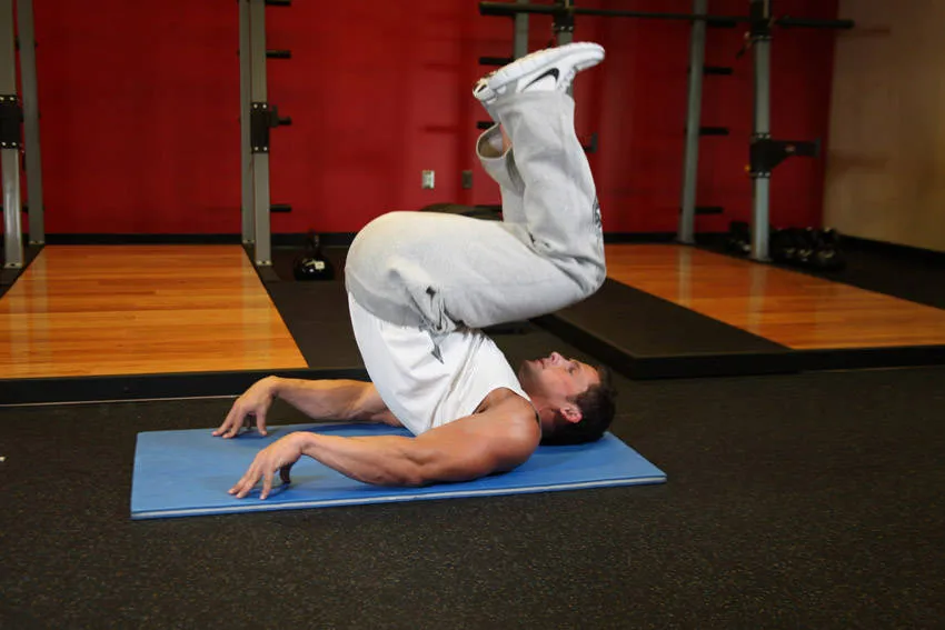 Reverse crunch: start and finish positions